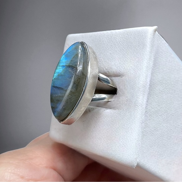 🌺Artisan Sterling & Labradorite Ring - Picture 15 of 16